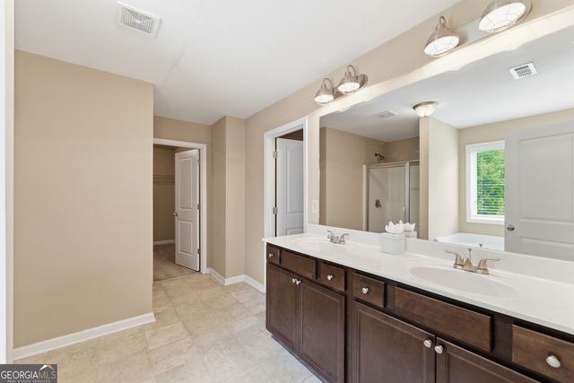 5942 Watersdown Way, Flowery Branch, GA 30542