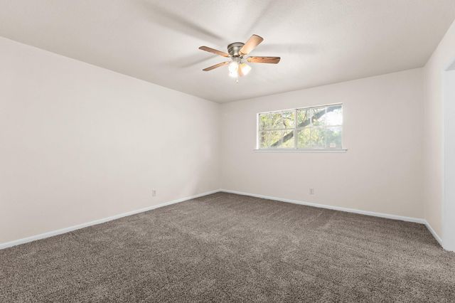 513 E 27th Ave, Belton, TX 76513