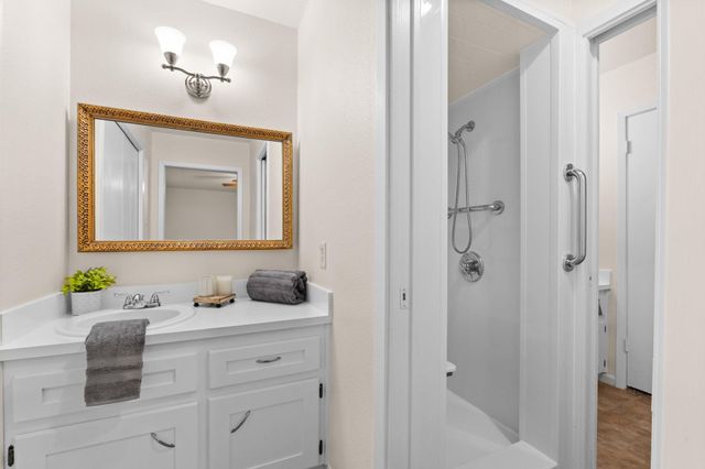 513 E 27th Ave, Belton, TX 76513