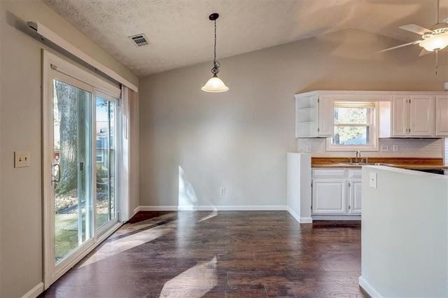 920 River Rock Drive, Woodstock, GA 30188