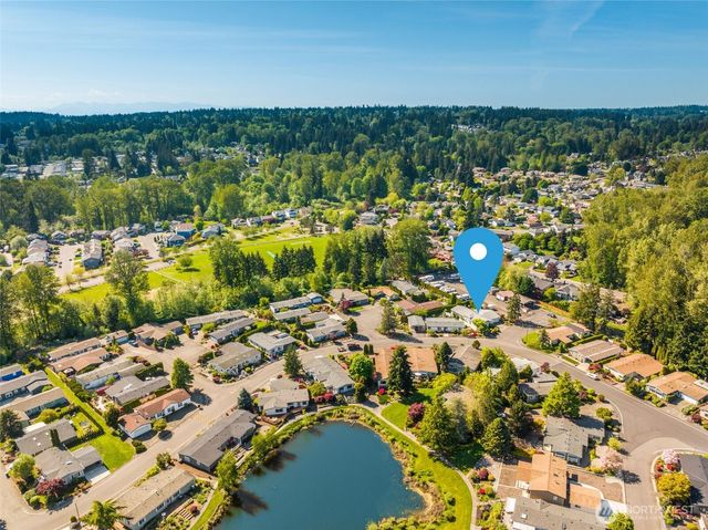 23606 Lake Dr W, Bothell, WA 98021
