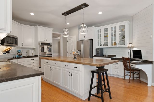 9015 Grey Pointe Ct, Brentwood, TN 37027