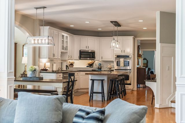9015 Grey Pointe Ct, Brentwood, TN 37027