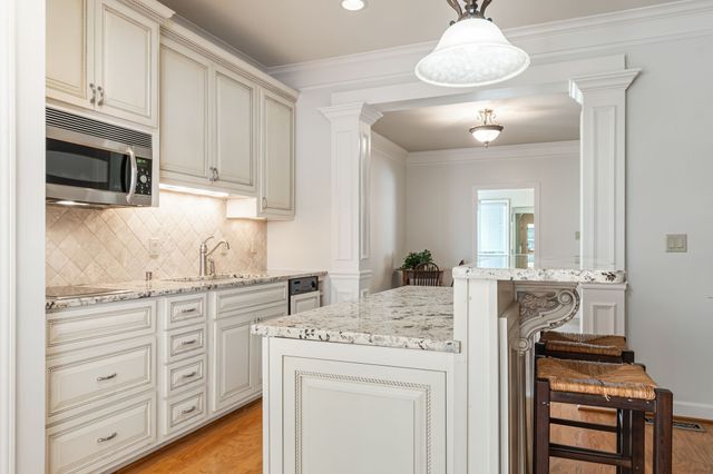 9015 Grey Pointe Ct, Brentwood, TN 37027