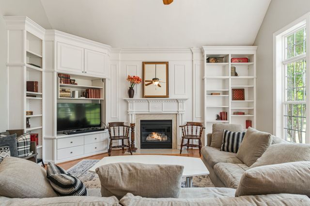 9015 Grey Pointe Ct, Brentwood, TN 37027