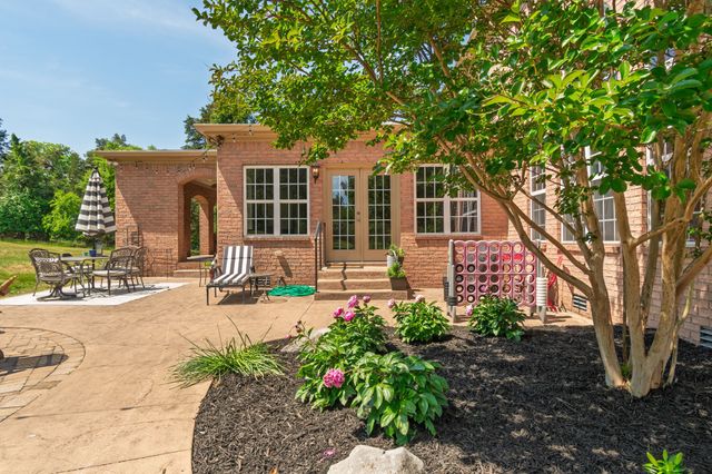 9015 Grey Pointe Ct, Brentwood, TN 37027