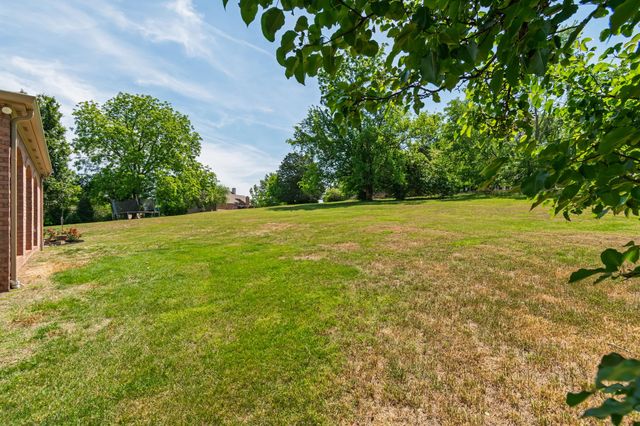 9015 Grey Pointe Ct, Brentwood, TN 37027