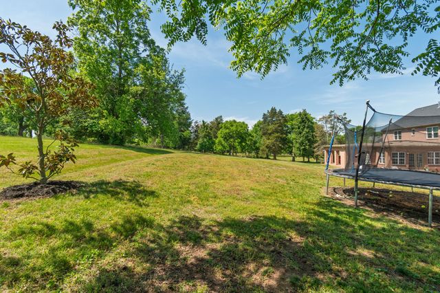 9015 Grey Pointe Ct, Brentwood, TN 37027