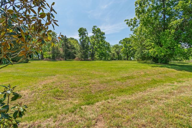 9015 Grey Pointe Ct, Brentwood, TN 37027
