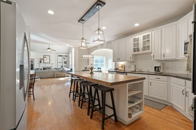 9015 Grey Pointe Ct, Brentwood, TN 37027