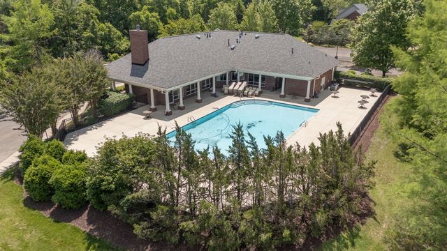 9015 Grey Pointe Ct, Brentwood, TN 37027