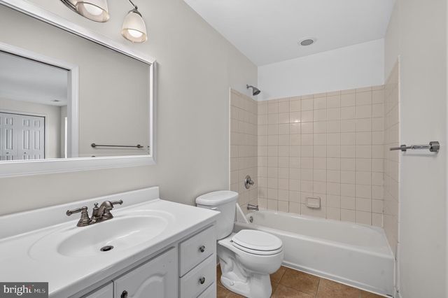750 N GEORGE MASON DR, Arlington, VA 22203