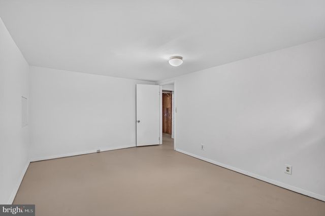 750 N GEORGE MASON DR, Arlington, VA 22203