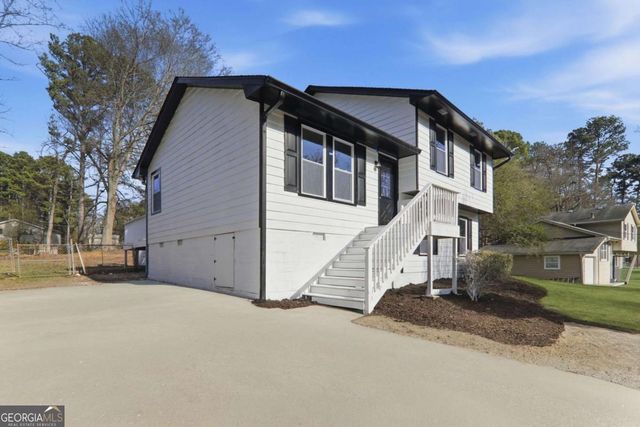 499 Strickland Court, Lawrenceville, GA 30046