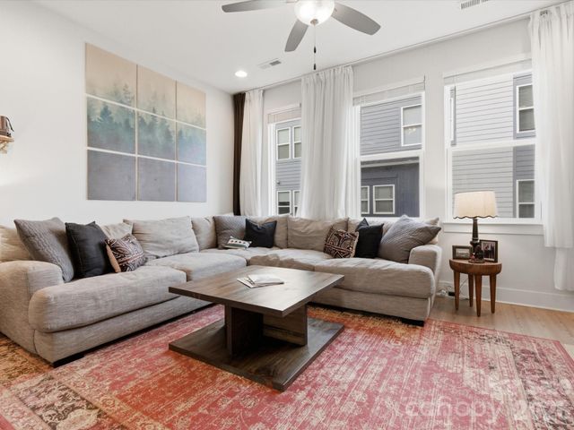 1013 E 36th Street, Charlotte, NC 28205