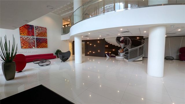 5701 Collins Ave 1105, Miami Beach, FL 33140