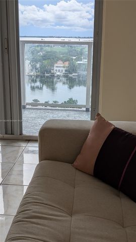 5701 Collins Ave 1105, Miami Beach, FL 33140