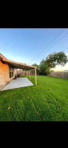 13942 Towne Way Drive, Sugar Land, TX 77498