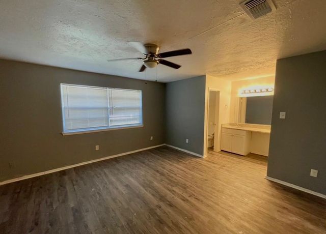 13942 Towne Way Drive, Sugar Land, TX 77498