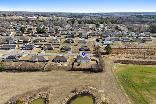 918 Scooty Drive, Beebe, AR 72012