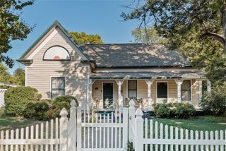 318 S O Connor Road, Irving, TX 75060