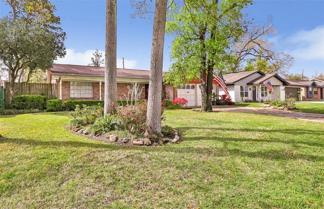 14210 Woodforest Boulevard, Houston, TX 77015