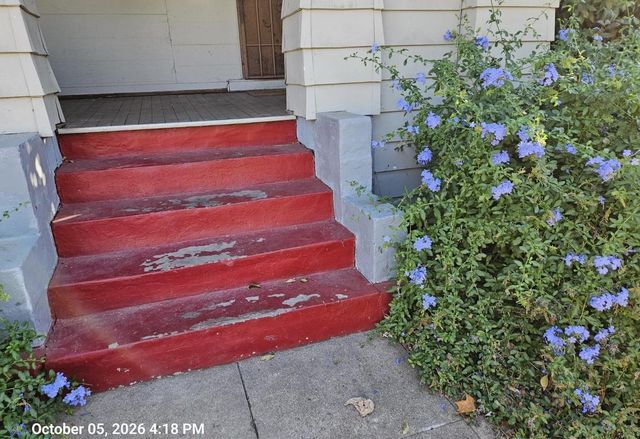 4908 9th Ave, Sacramento, CA 95820