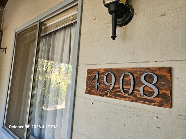 4908 9th Ave, Sacramento, CA 95820