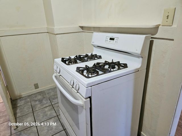 4908 9th Ave, Sacramento, CA 95820