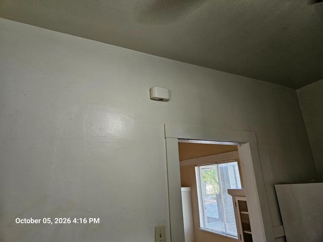 4908 9th Ave, Sacramento, CA 95820