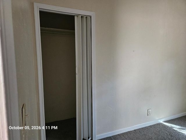 4908 9th Ave, Sacramento, CA 95820