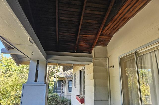 4908 9th Ave, Sacramento, CA 95820