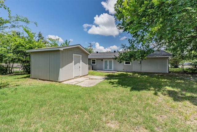 5602 Sayle Street, Greenville, TX 75402