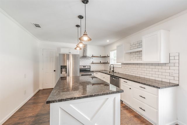 5602 Sayle Street, Greenville, TX 75402
