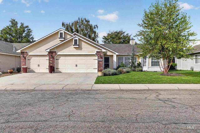 1245 S Common Ave, Boise, ID 83709 property photo