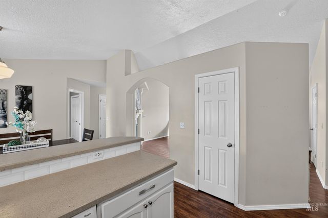 1245 S Common Ave, Boise, ID 83709