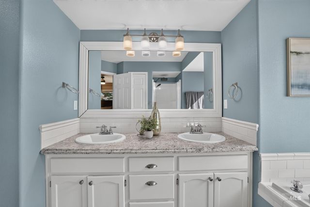 1245 S Common Ave, Boise, ID 83709