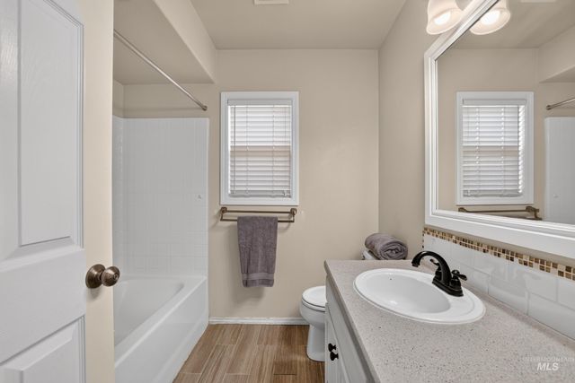 1245 S Common Ave, Boise, ID 83709