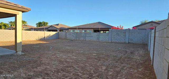 19201 W MISSOURI Avenue, Litchfield Park, AZ 85340