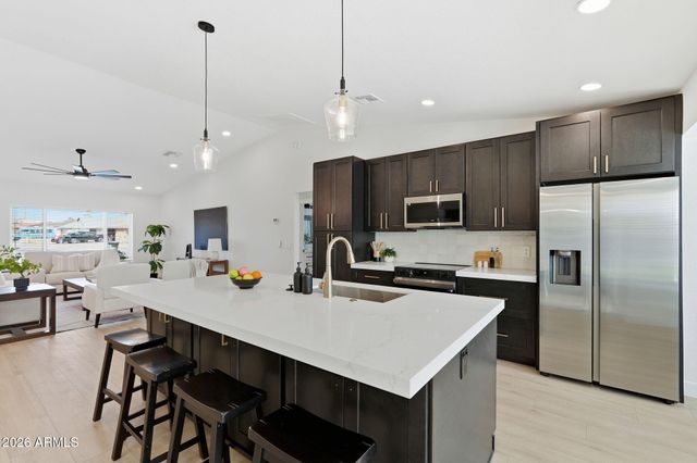 6529 S MARILYN ANN Drive, Tempe, AZ 85283