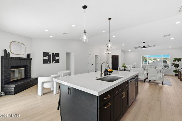 6529 S MARILYN ANN Drive, Tempe, AZ 85283