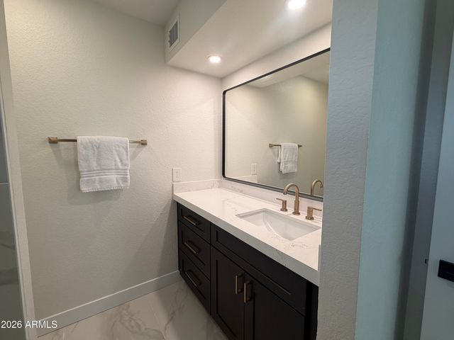 6529 S MARILYN ANN Drive, Tempe, AZ 85283