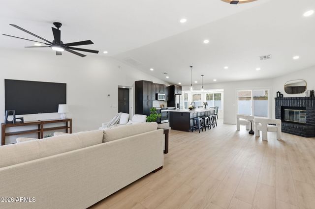 6529 S MARILYN ANN Drive, Tempe, AZ 85283