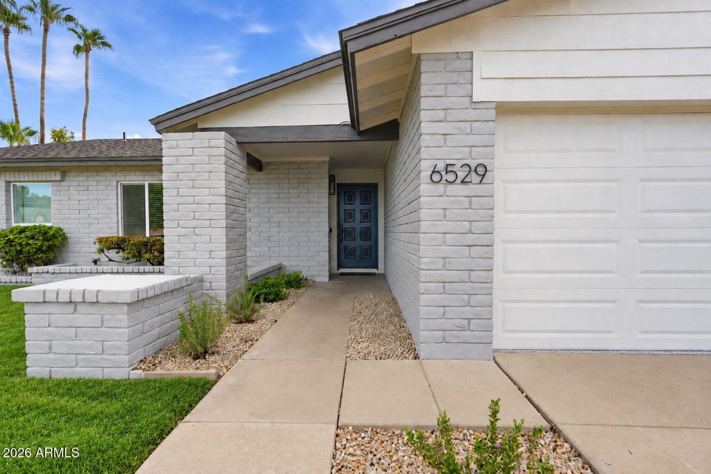 6529 S MARILYN ANN Drive, Tempe, AZ 85283 — photo 4