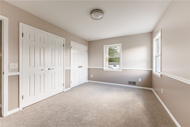 36 Pebble Creek Lane, Pittsford, NY 14534