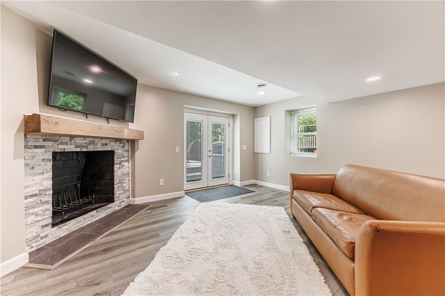 36 Pebble Creek Lane, Pittsford, NY 14534