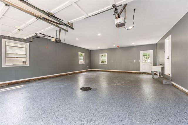 36 Pebble Creek Lane, Pittsford, NY 14534