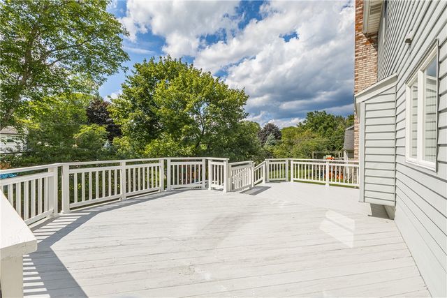 36 Pebble Creek Lane, Pittsford, NY 14534