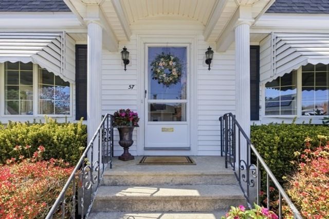 57 Cumberland Circle, Lynn, MA 01904