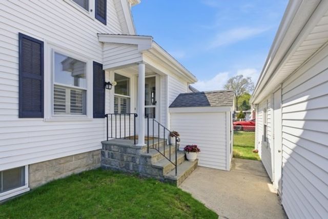 57 Cumberland Circle, Lynn, MA 01904